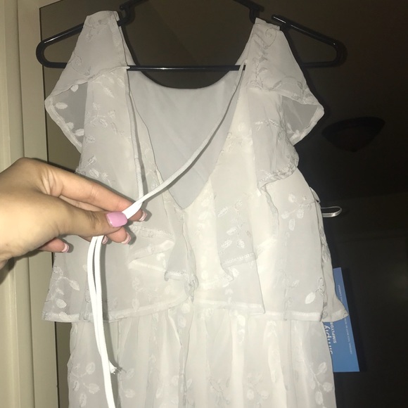 NEW white lace dress - Picture 4 of 4